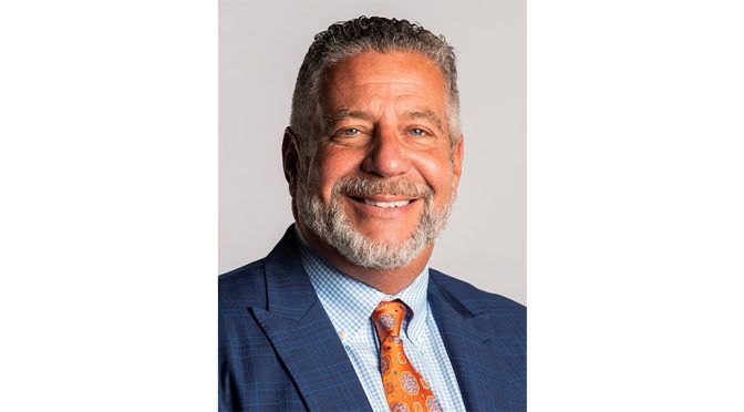 Featured Image for Auburn Head Basketball Coach Bruce Pearl to Serve as Honorary Starter for YellaWood 500 at Talladega Superspeedway This Sunday, Oct. 2