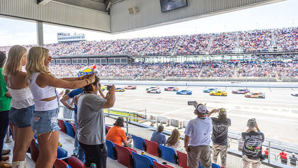 YELLAWOOD PIT ROAD CLUB SUITES